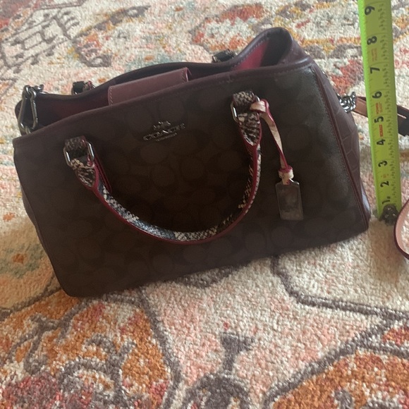 Dark Brown and burgundy Coach Signature handbag - Picture 6 of 6